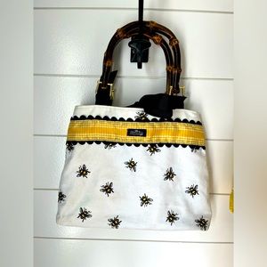 Two Crazy Daisies Purse